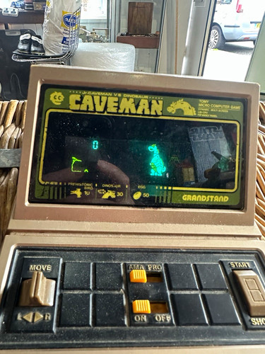 Tomy grandstand caveman - tomy,